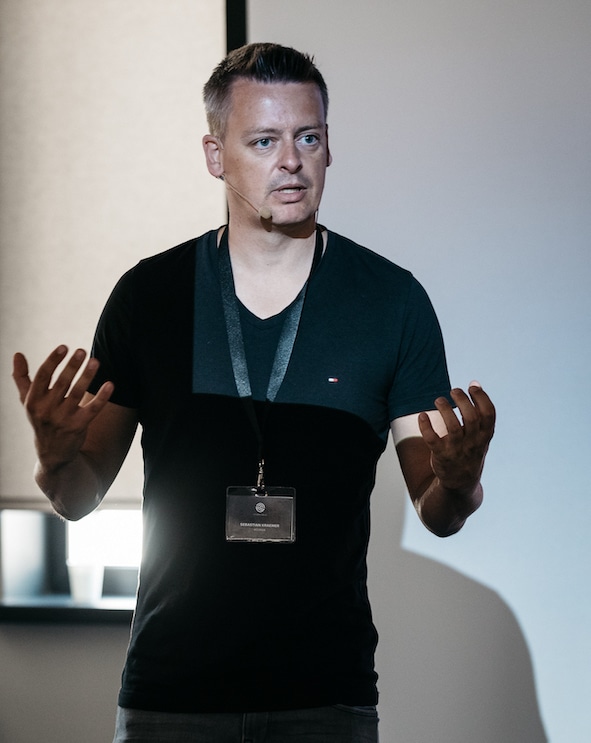 SEBASTIAN SPEAKER PORTRAIT4 Kopie